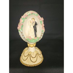 Lefton Egg on a Pedestal design musical figurine, wedding
